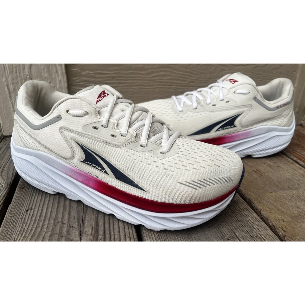 Altra Via Olympus Women's 11 Running Shoes AL0A82CR140